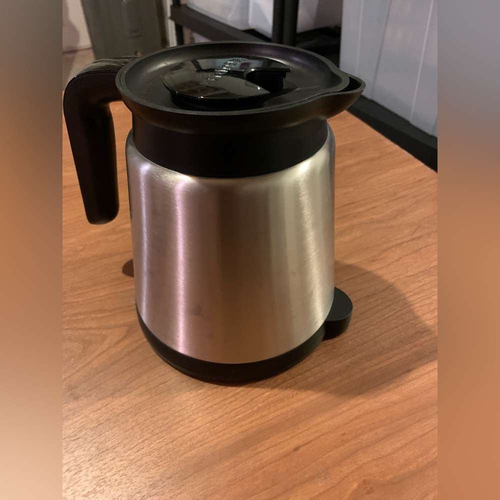 Keurig Stainless Steel Coffee Carafe with Black Handle